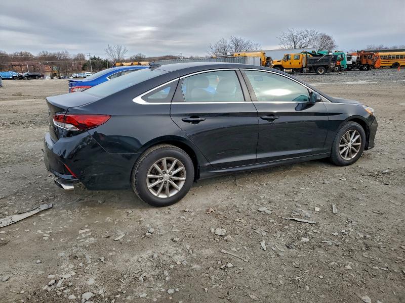 Фото 3 - HYUNDAI SONATA