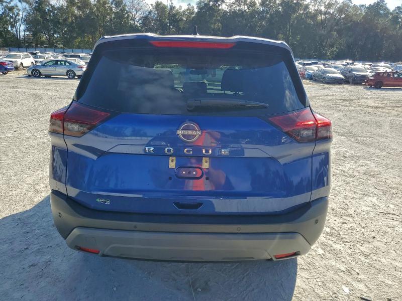 Фото 6 - NISSAN ROGUE