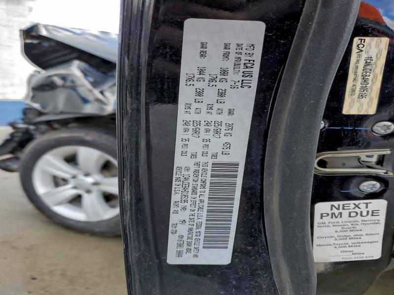 Фото 13 - JEEP COMPASS