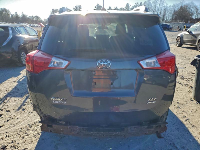 Фото 6 - TOYOTA RAV4