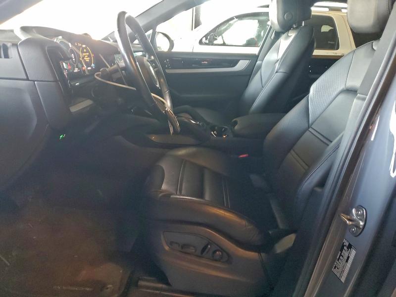 Фото 7 - PORSCHE CAYENNE