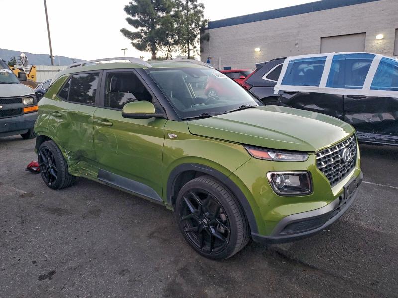 Фото 4 - HYUNDAI VENUE