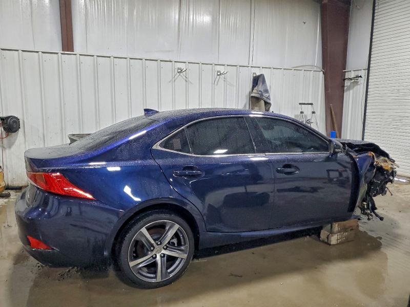 Фото 3 - LEXUS IS