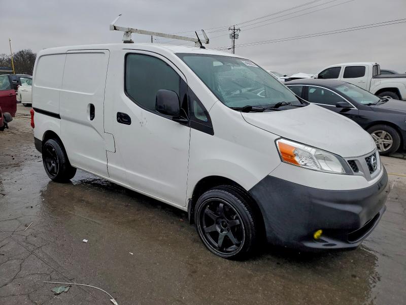 Фото 4 - NISSAN NV