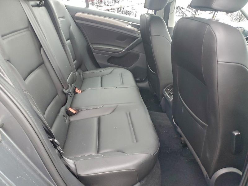 Фото 10 - VOLKSWAGEN GOLF