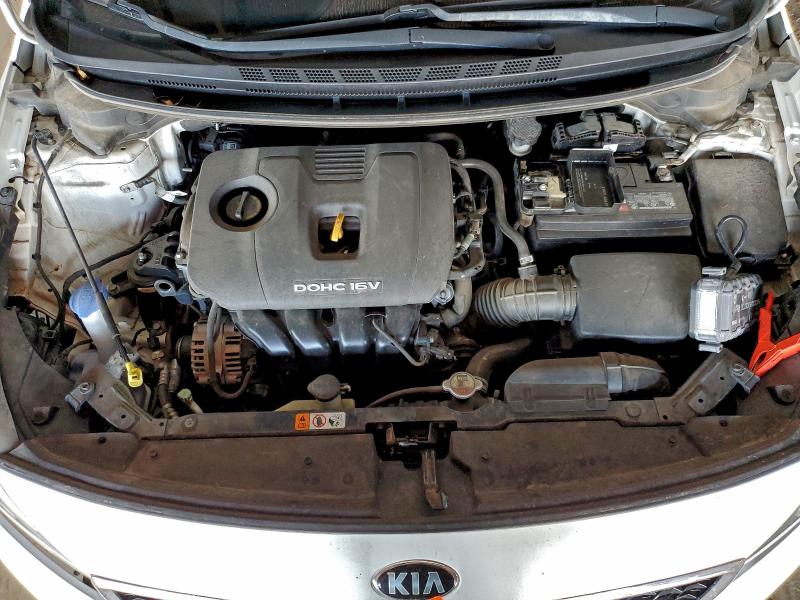 Фото 11 - KIA FORTE