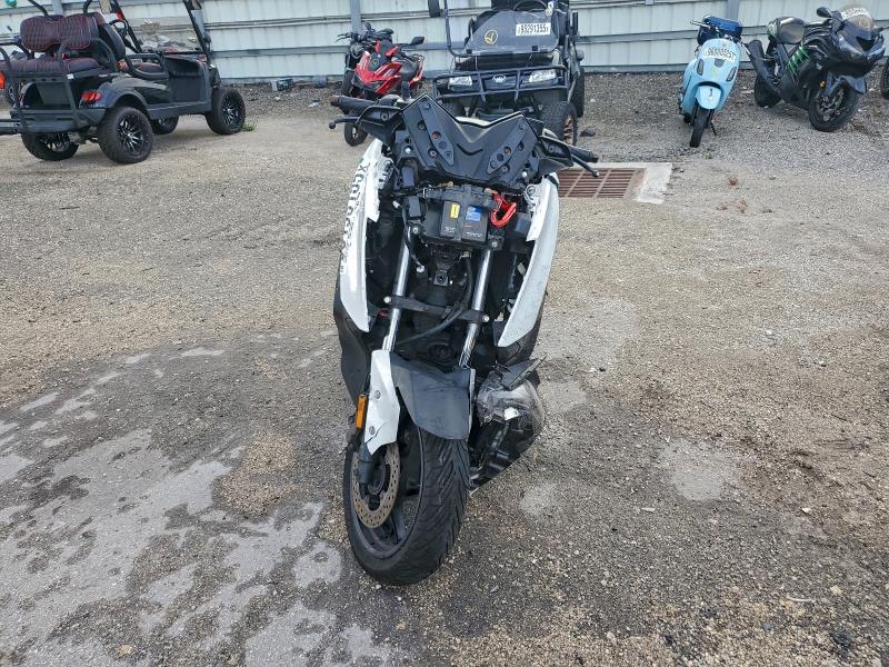 2018 YAMAHA CZD300 A