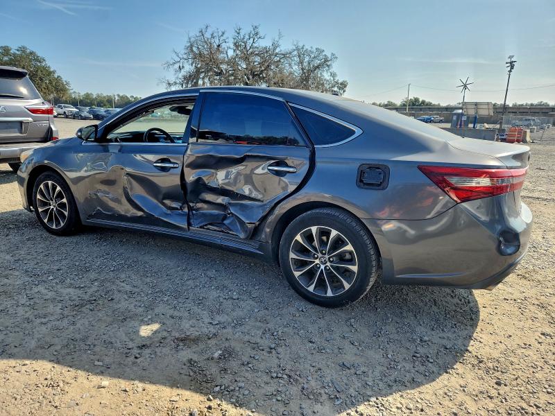 Фото 2 - TOYOTA AVALON