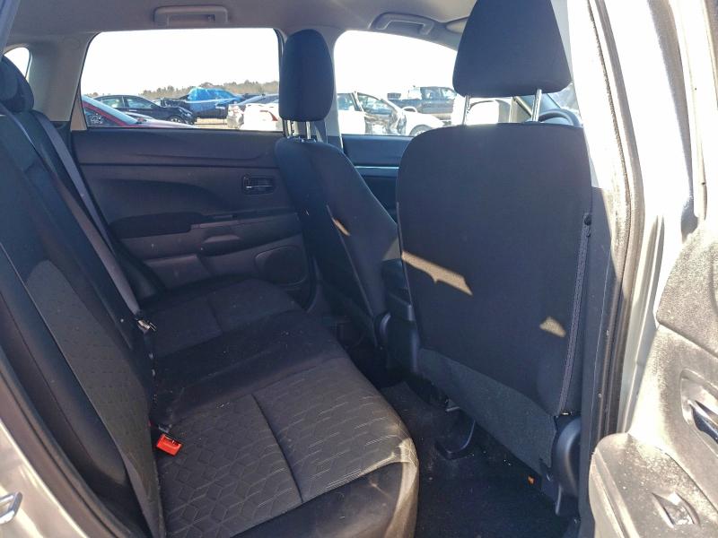 Фото 11 - MITSUBISHI OUTLANDER