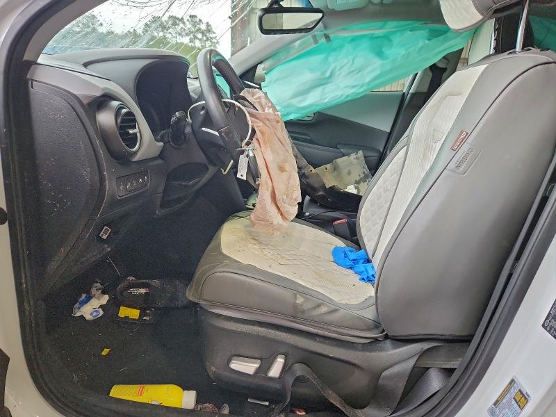 Фото 7 - HYUNDAI KONA