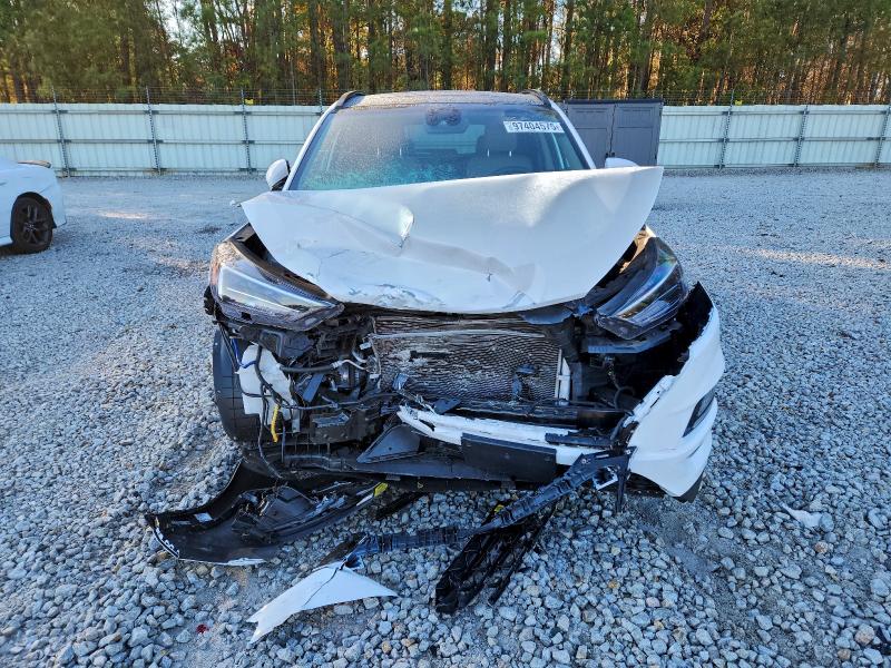 Фото 5 - HYUNDAI TUCSON