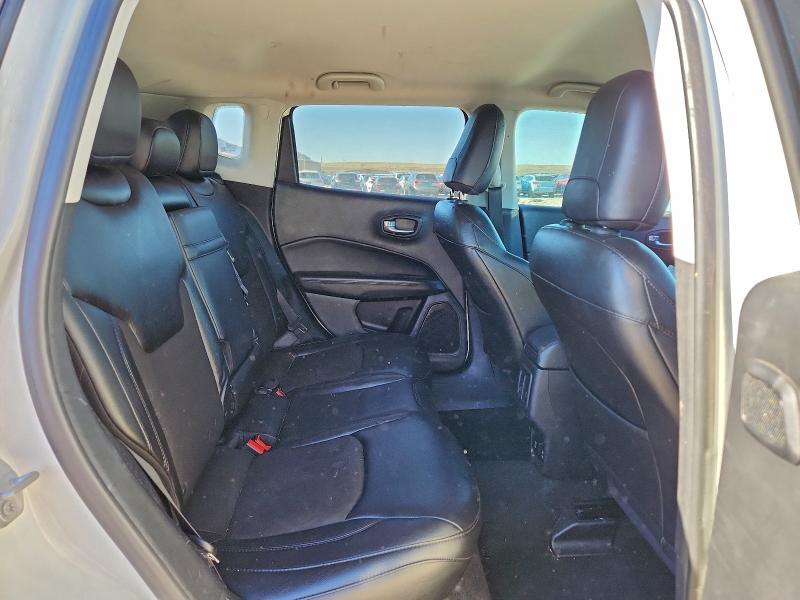 Фото 10 - JEEP COMPASS