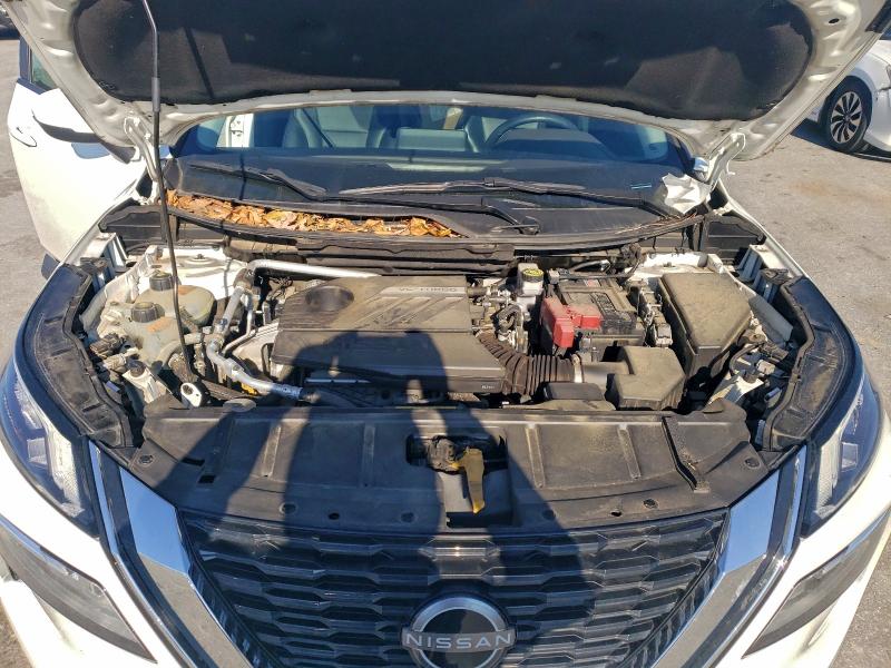 Фото 12 - NISSAN ROGUE