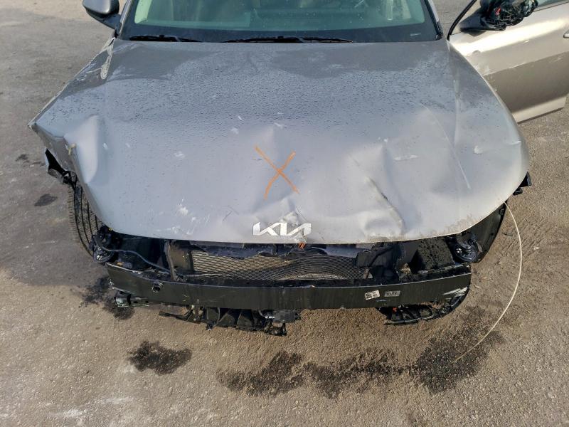 Фото 11 - KIA K4 LX