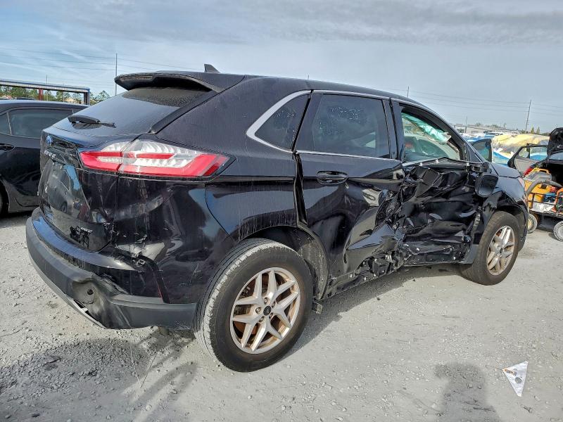 Фото 3 - FORD EDGE