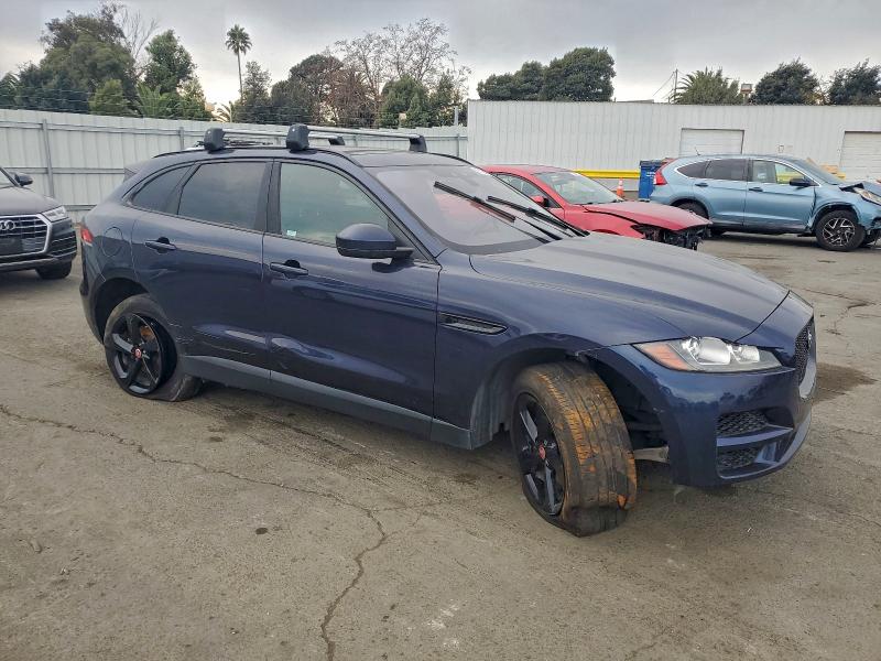 Фото 4 - JAGUAR F-PACE