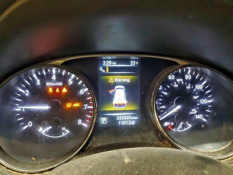 Фото 9 - NISSAN ROGUE