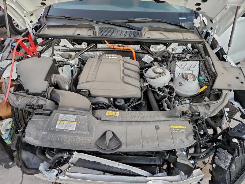 Фото 11 - AUDI Q5