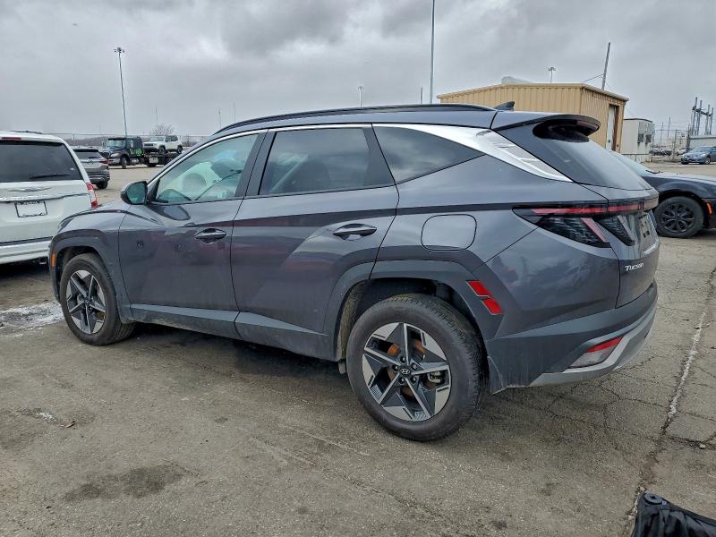 Фото 2 - HYUNDAI TUCSON