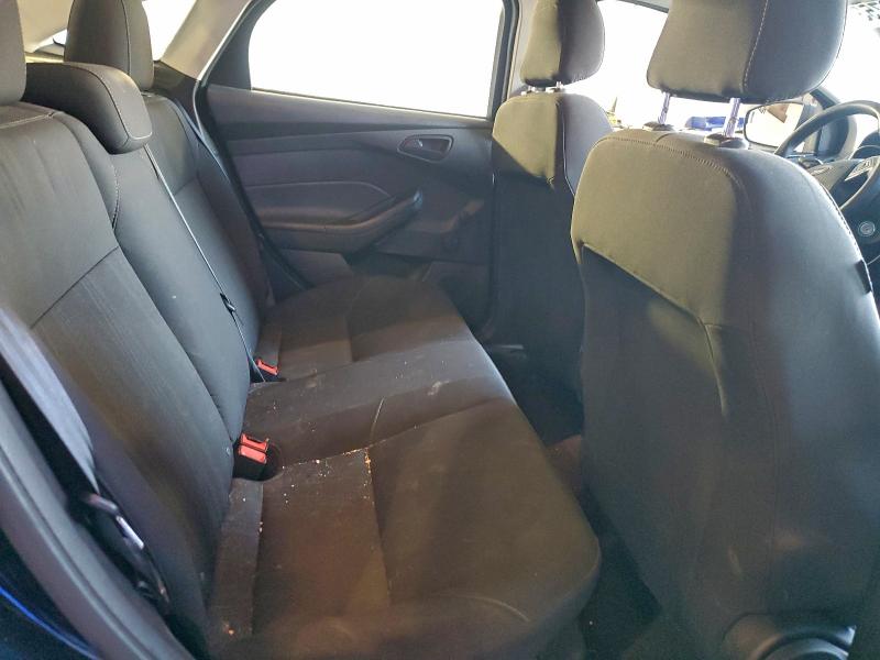 Фото 10 - FORD FOCUS