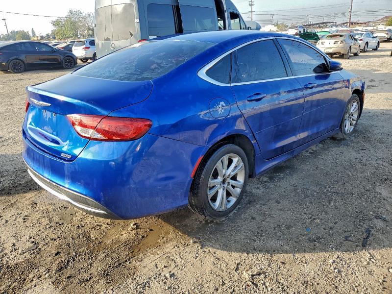 Фото 3 - CHRYSLER 200