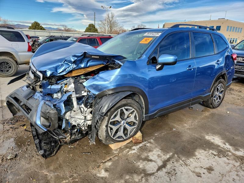Фото 1 - SUBARU FORESTER