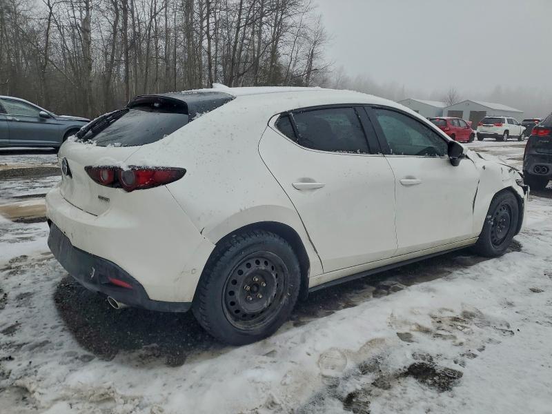 Фото 3 - MAZDA 3