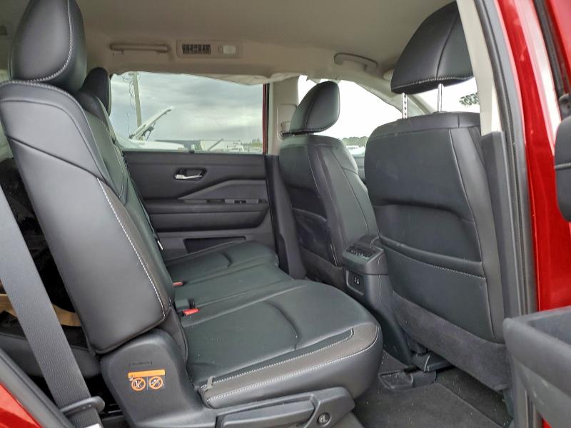 Фото 10 - NISSAN PATHFINDER