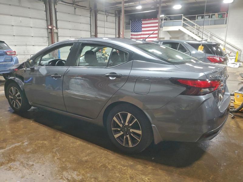 Фото 2 - NISSAN VERSA