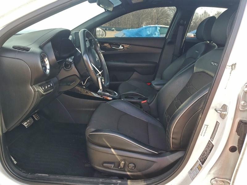 Фото 7 - KIA FORTE