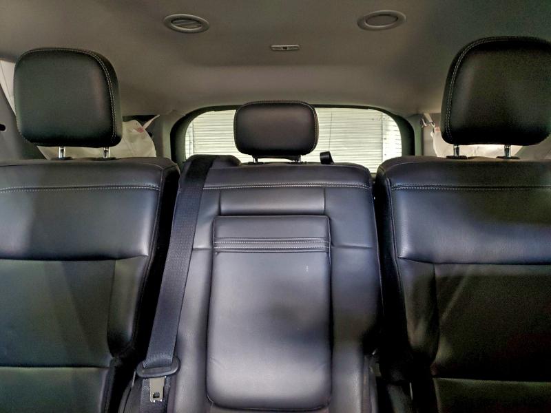 Фото 10 - FORD EXPLORER