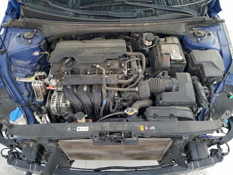 Фото 11 - HYUNDAI ELANTRA