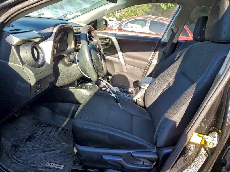 Фото 7 - TOYOTA RAV4