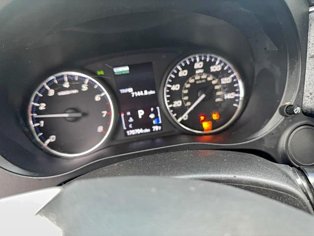 Фото 9 - MITSUBISHI OUTLANDER