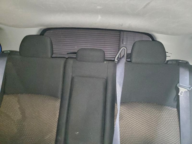 Фото 10 - MITSUBISHI OUTLANDER