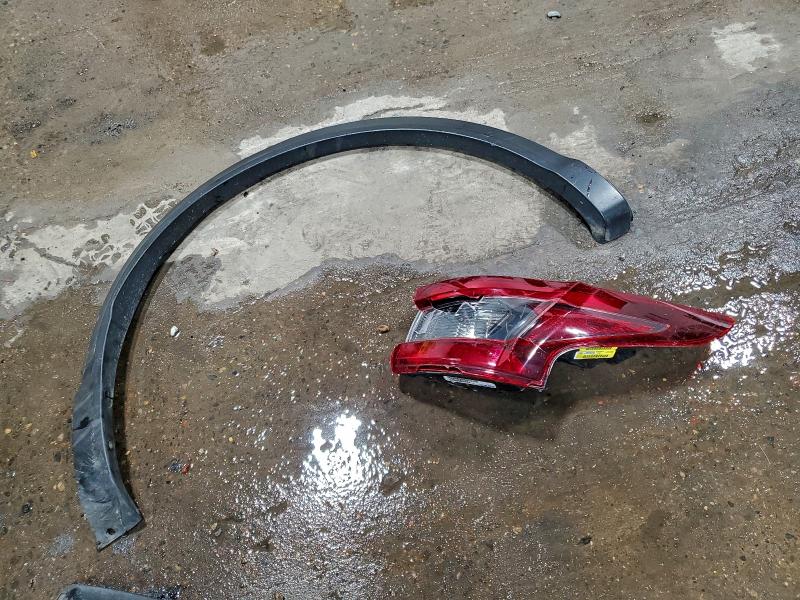 Фото 12 - HYUNDAI ELANTRA