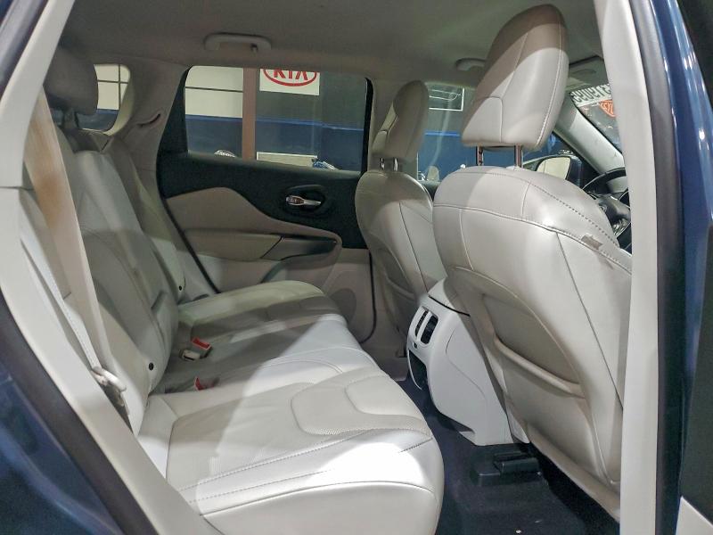 Фото 11 - JEEP GRAND CHER