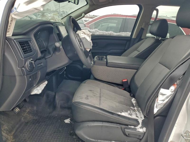 Фото 7 - NISSAN TITAN