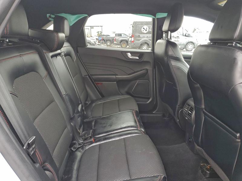 Фото 10 - FORD ESCAPE ST