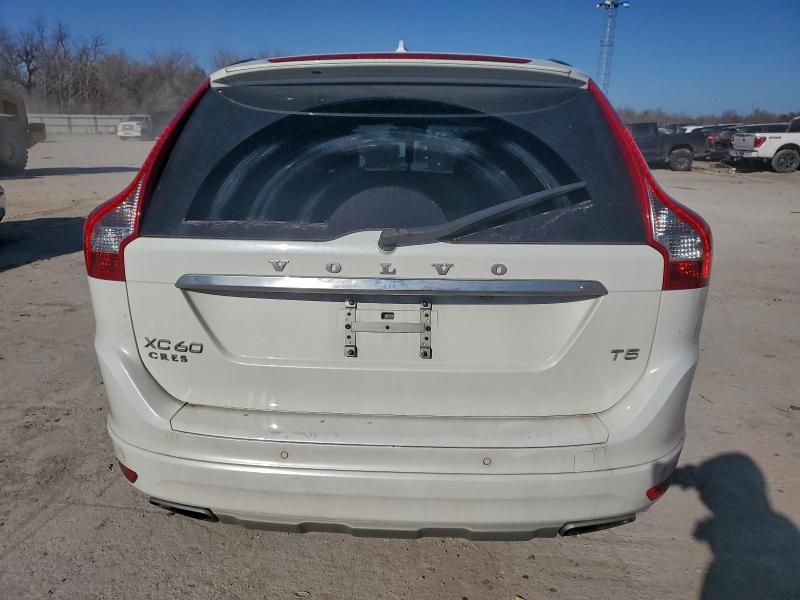 Фото 6 - VOLVO XC60