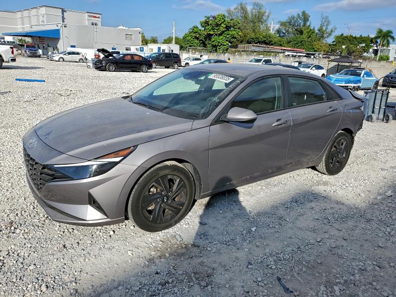 Фото 1 - HYUNDAI ELANTRA