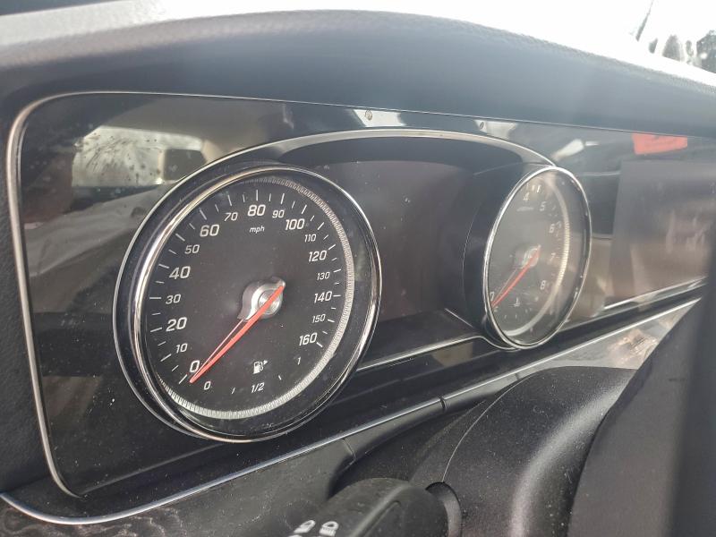 Фото 9 - MERCEDES-BENZ E-CLASS