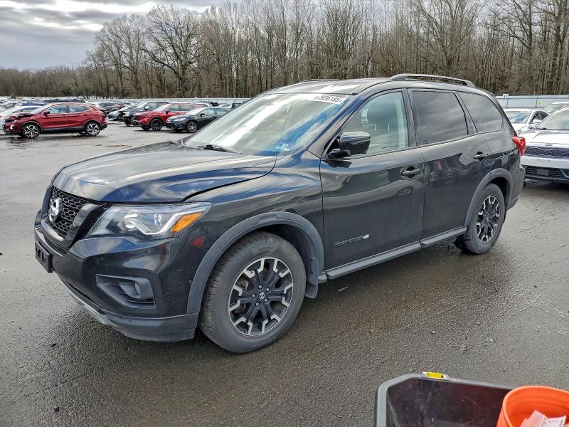 Фото 1 - NISSAN PATHFINDER