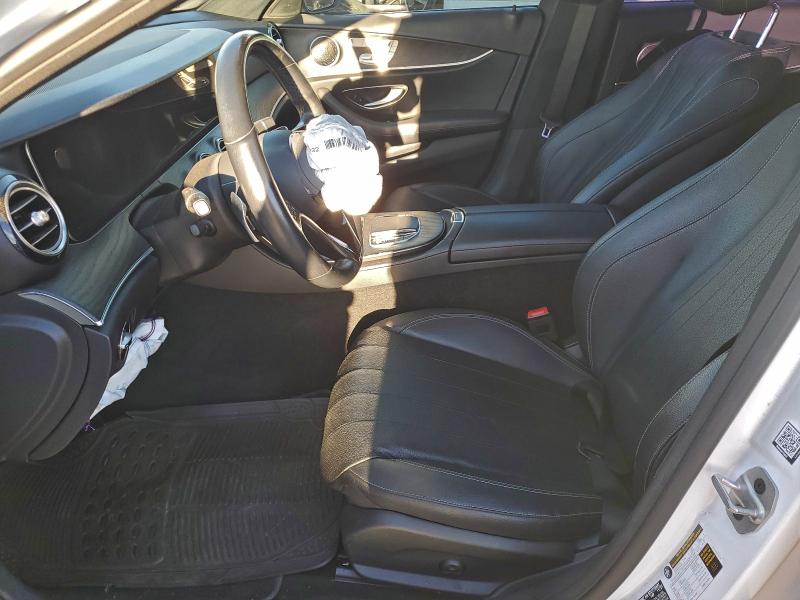 Фото 7 - MERCEDES-BENZ E-CLASS