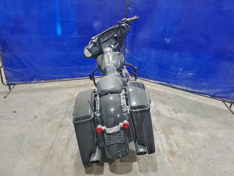 HARLEY-DAVIDSON FL 2014