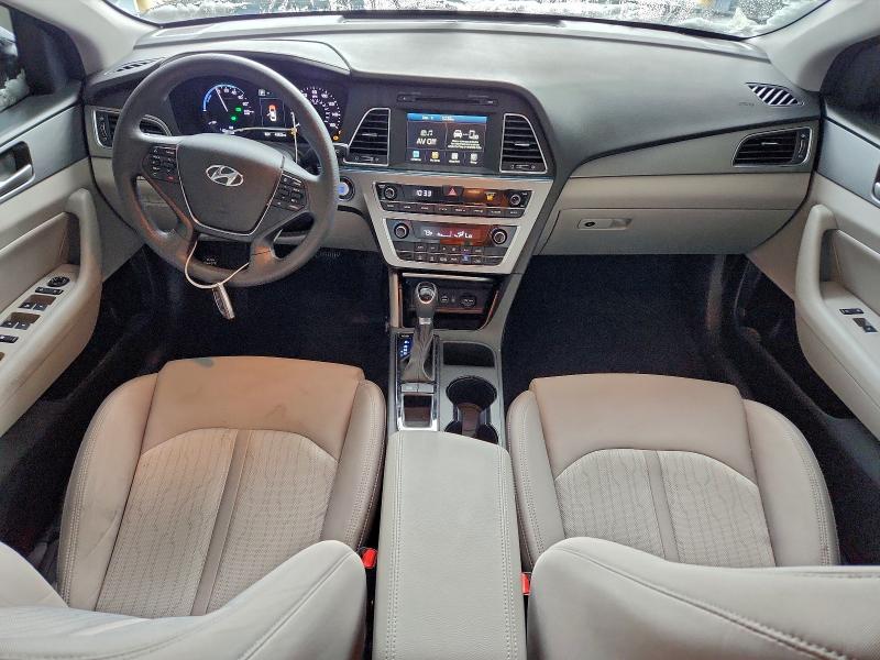 Фото 8 - HYUNDAI SONATA