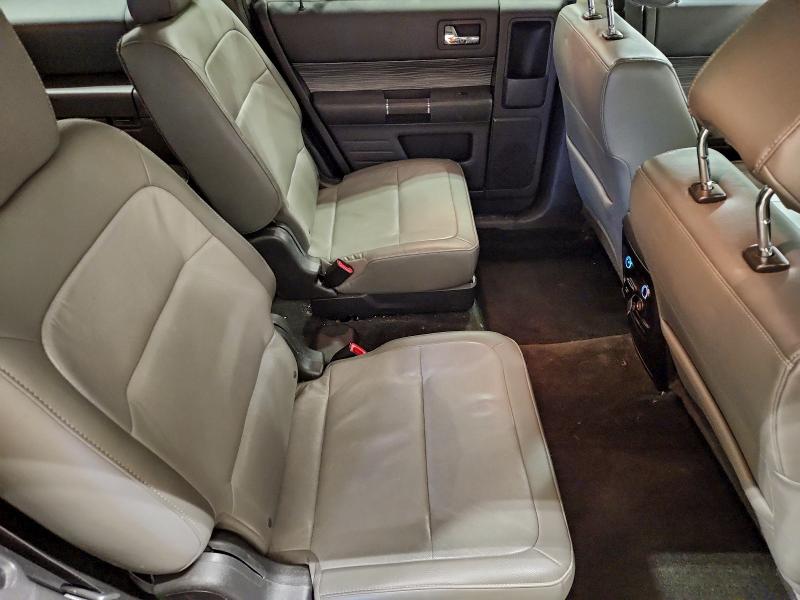 Фото 11 - FORD FLEX