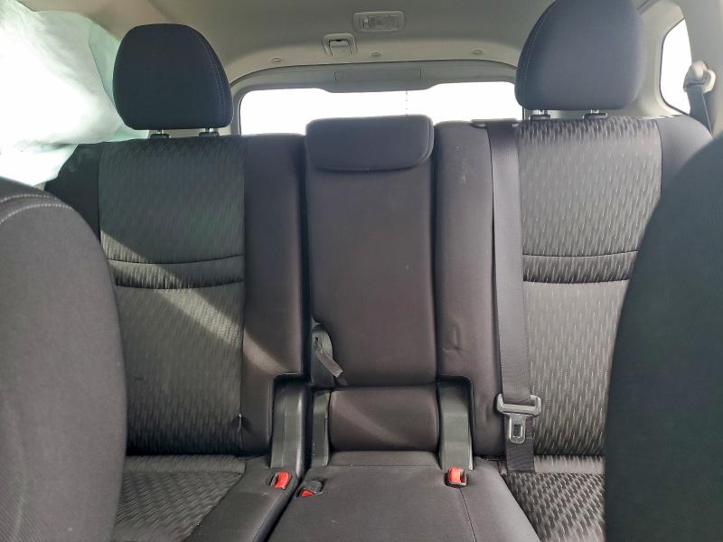 Фото 10 - NISSAN ROGUE