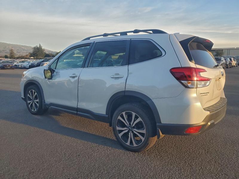 Фото 2 - SUBARU FORESTER