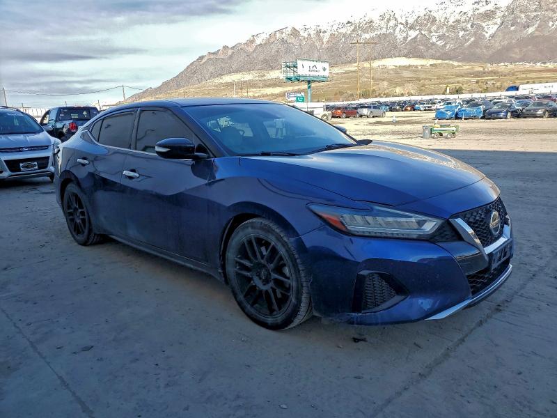 Фото 4 - NISSAN MAXIMA